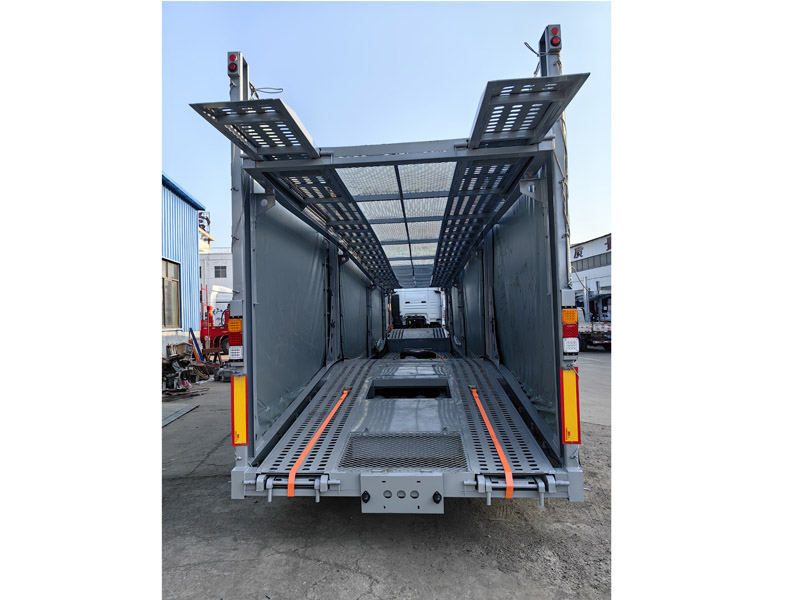 Central Asian Five Countries European-Style Car Carrier Cage Trailers