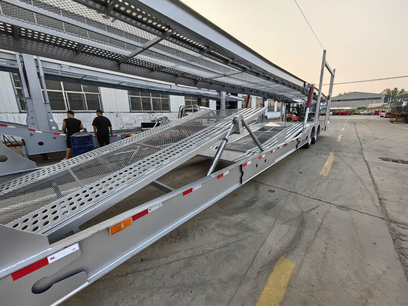 Central Asian Five Countries European-Style Car Carrier Cage Trailers